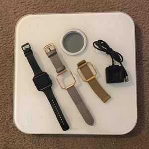 Fitbit Blaze (Small) with Aria Scale